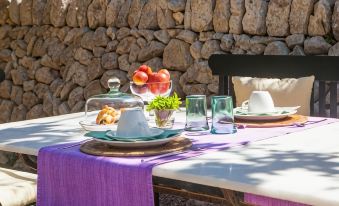 Oliver Moragues Grandhouse & Vineyard