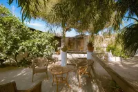L'Oasi Villaggio Albergo Hotels near Grotta perciata, favignana
