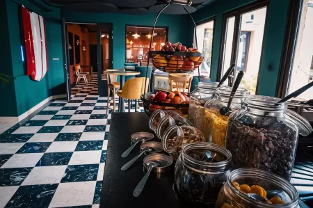 Logis Vignes Blanches Hôtel Cosy et Restaurant de Terroir