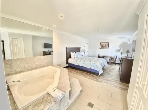 Ocean Surf Inn & Suites