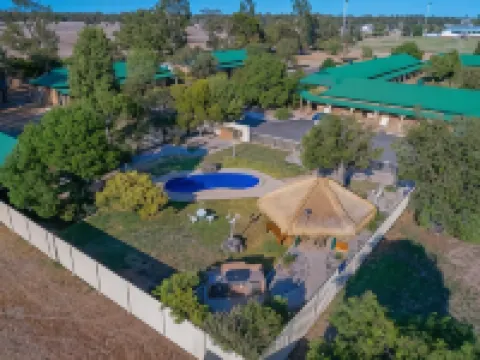 Overlander Homestead Motel Hotel a Roma