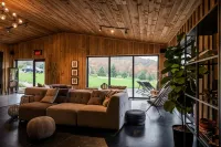 Beatnik Hotel Hotels in Sutton
