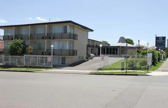 紐卡索城市之門汽車旅館