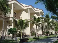 Ocean Star Resort Các khách sạn gần Iko Kite Center