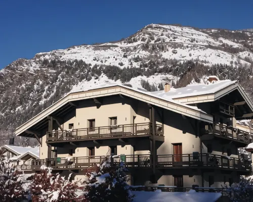 Altis Val Vert Hotels near Troika