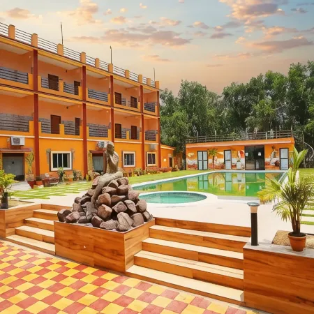 Resort Neel Nirjan !! Best Family Couple Friendly Family Resort!!