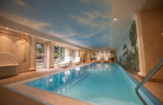 ホテル ヴィラ カスタニア