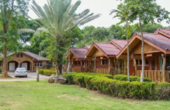 Buasawan Resort & Restaurant Hotels near Keeree Tara Restaurant
