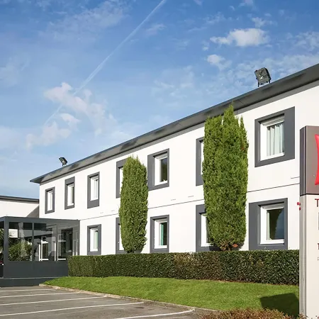 Ibis Saint-Malo la Madeleine Отели в г. Сен-Мало