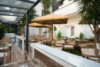 Celia Residence Hotels in Alimos
