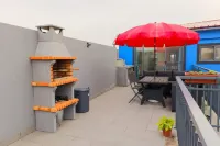 Cozy Vacation Rental in Ponta Delgada - Ideal for Relaxing Getaways Hotel a Arrifes