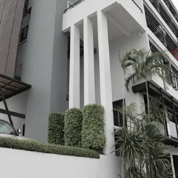 Manita Boutique Hotel Отели рядом с достопримечательностью «Пирс Бали-Хай»
