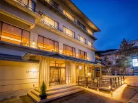 Wafu-No-Yado Masuya Hotels near Mt. Shiga