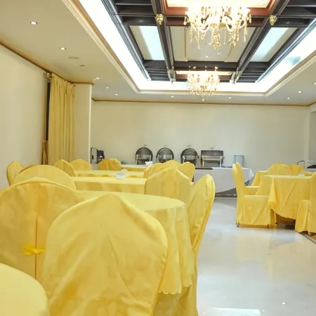 Sahara Hotel Apartments