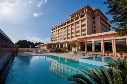 The Everest Hotel