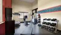 Summit Suites - Gym
