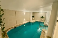 Hotel at the Park