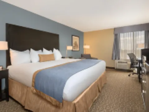 วินด์แฮมการ์เด้น เท็กซาร์แคนา โรงแรมในเท็กซาร์คานา