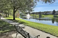 디즈니 지역 지상층 무료 주차장