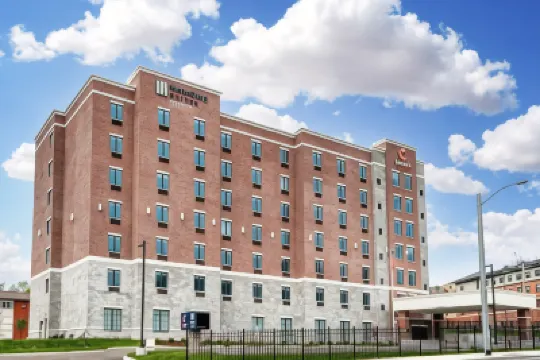 MainStay Suites Cincinnati University - Uptown Hotels near Cincinnati Art Museum