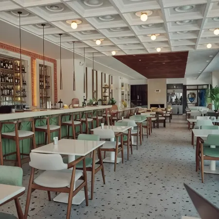 Parmos Otel