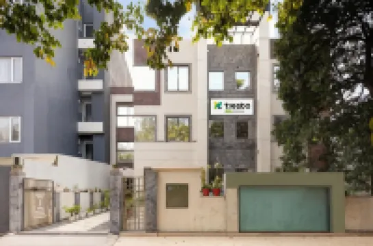 Treebo White Castle, Gurgaon Hotels near DLF Cyber Hub