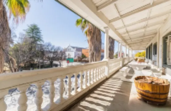 Karoo Country Inn