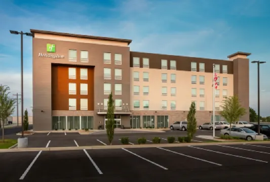 Holiday Inn GREENVILLE - WOODRUFF ROAD by IHG Hotels near Brewery 85