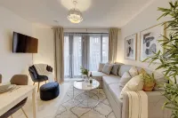 Lovely Flat in Kiln Close with Free Parking