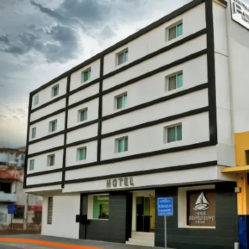 Hotel Portonovo Plaza Malecon Hotels near Bar Oceano Restaurante