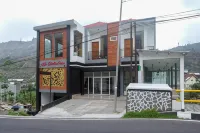 RedDoorz Syariah Near Gerbang Dieng 2 Hoteller i Parikesit