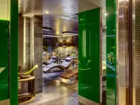 Bog Hotel - Pools