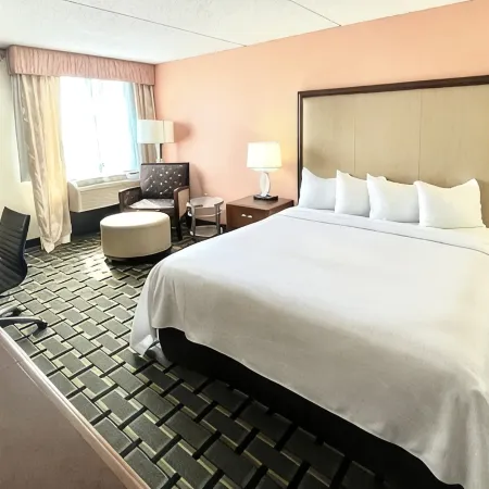 Fairbridge Hotel Cleveland East