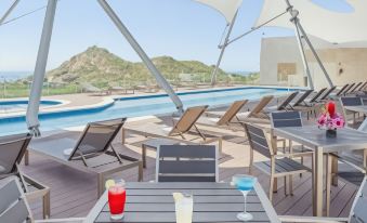Hampton Inn & Suites by Hilton Los Cabos