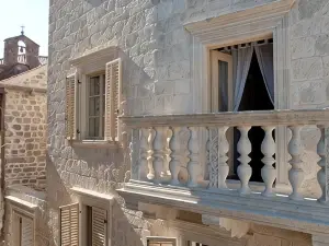 Lesic Dimitri Palace