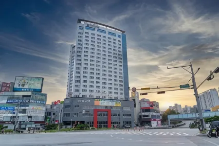 Ramada Encore by Wyndham CheonAn