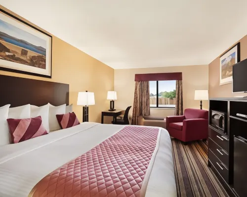 Baymont by Wyndham Anderson Hotels in Shasta County
