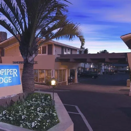 Sandpiper Lodge - Santa Barbara