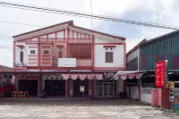 RedDoorz Near Universitas Muhammadiyah Pringsewu Hotels in Pringsewu Regency