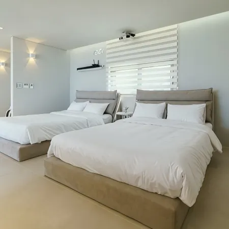 Daebudo (Yeongheungdo) Bohena Pool Villa