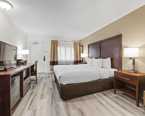 Comfort Inn Hotels in Santa Cruz
