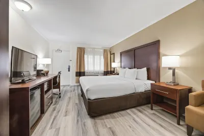 Comfort Inn Hotels near Skypark