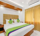 Hotel Sunday - Townhouse Club Airport Trivandrum Các khách sạn gần Shanghumukham beach