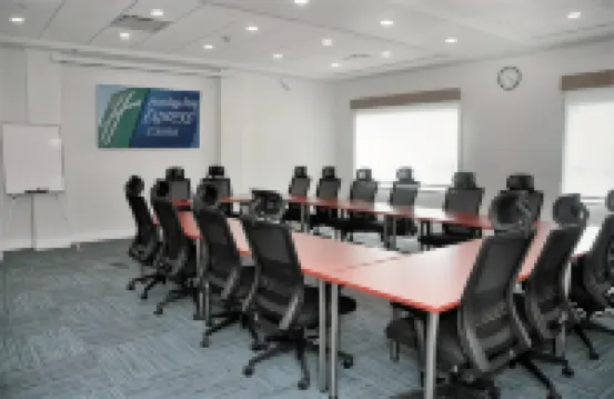 Holiday Inn Express & Suites EDMONTON SW – WINDERMERE by IHG