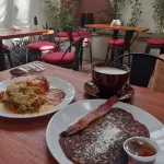 Las Palomas - breakfast