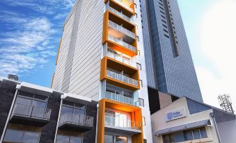 Toms Court Hotel