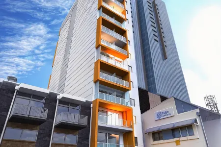 Toms Court Hotel