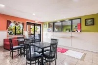Econo Lodge Atlanta Airport East - Pet friendly
