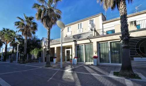 Hotel Cecina Beach