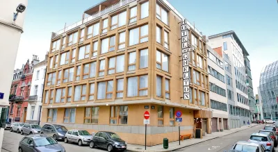 9Hotel Chelton Hotels near Autoworld Brussels